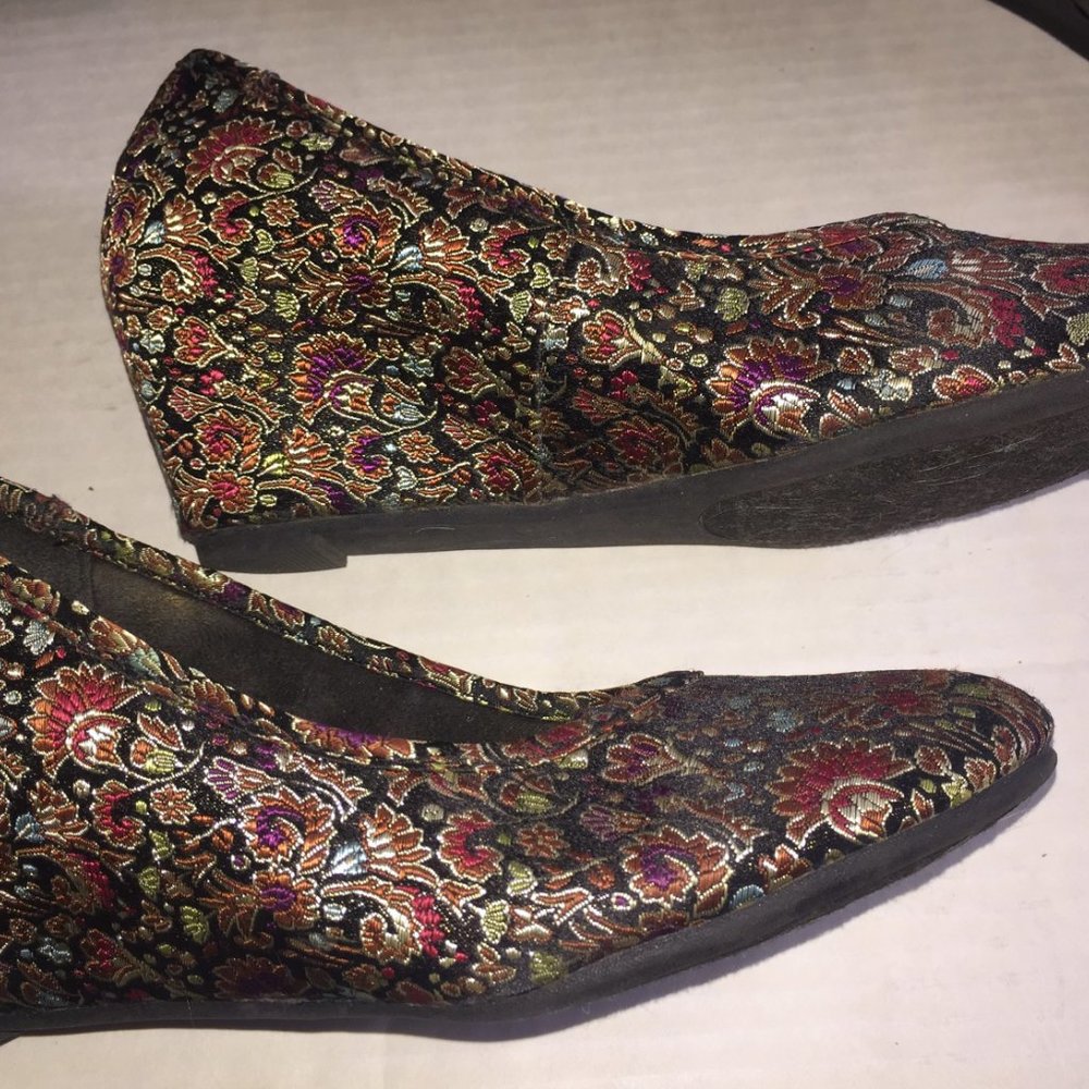 Rocketdog Floral Wedgies 7M Paisley Print